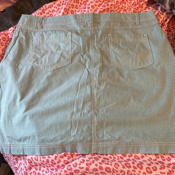 NWT Teal Skort by Karen Scott - Picture 2 of 3